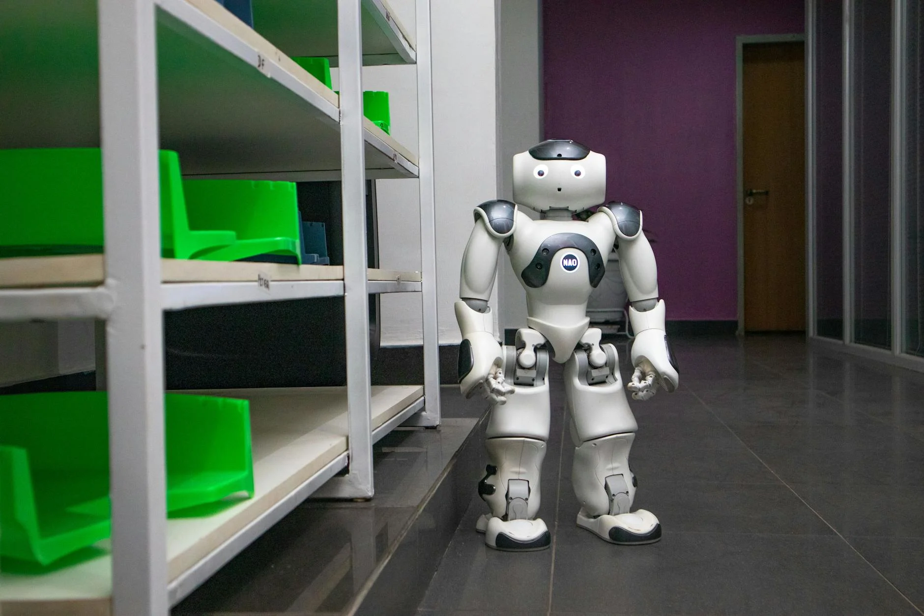 World Models Race: Chinese IP Theft Threatens Western Robotics Lead