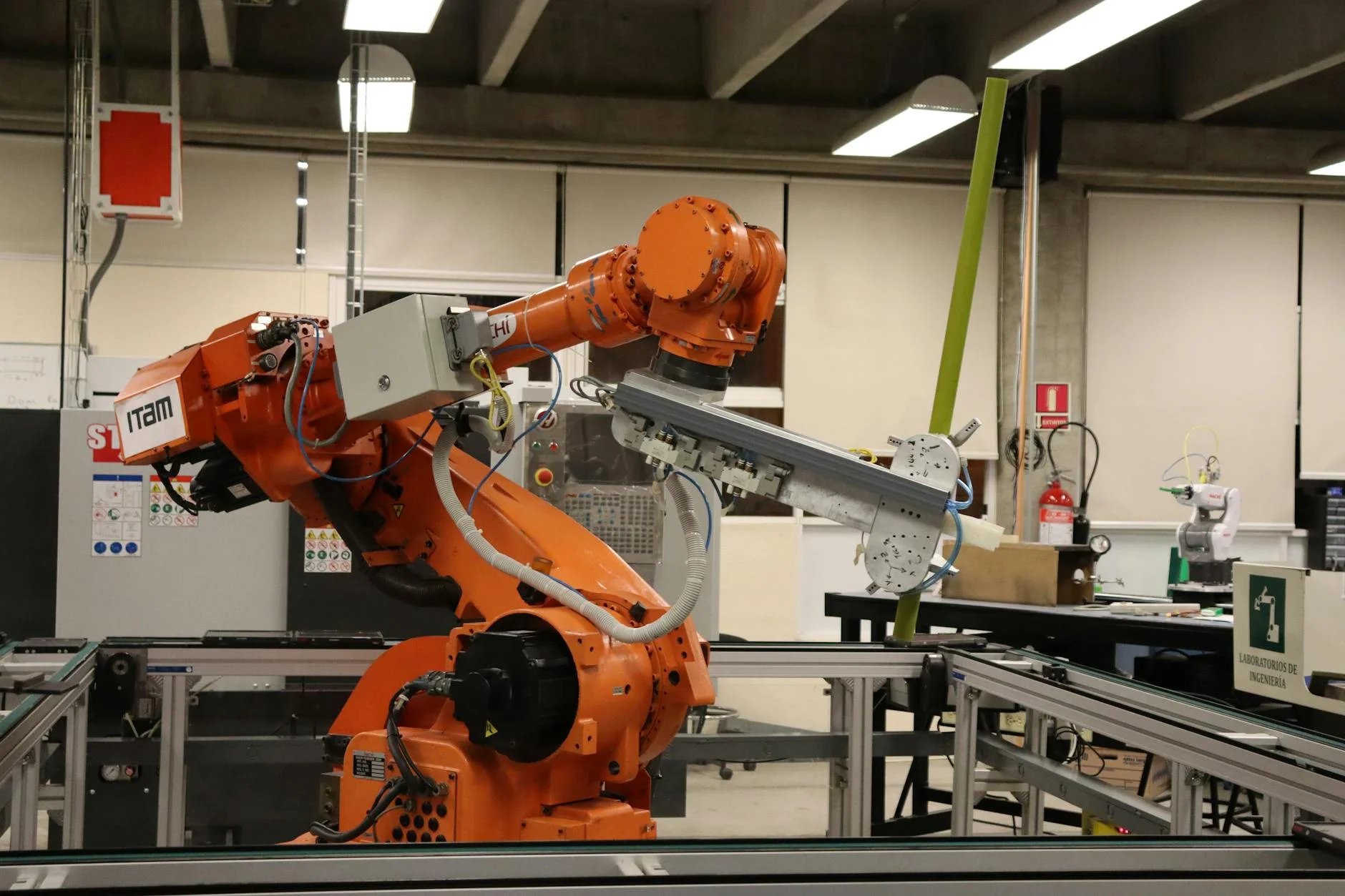 World Models Race: Chinese IP Theft Threatens Western Robotics Lead